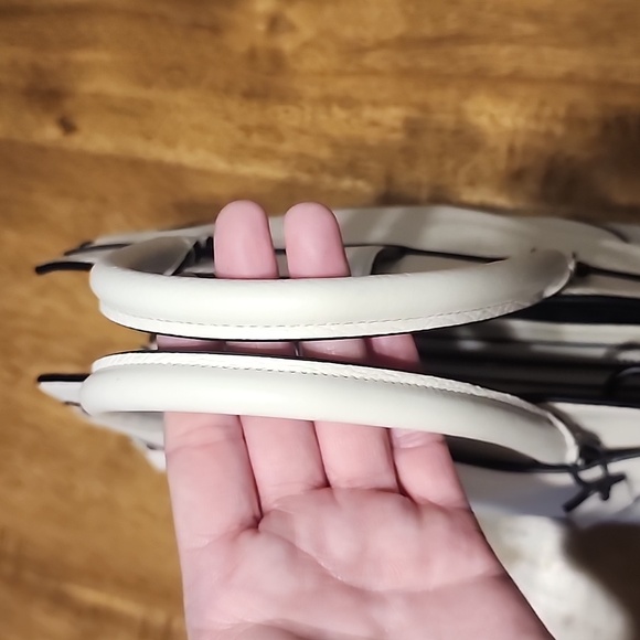 Coach Mercer Satchel 24 Chalk with gunmetal hardware - Picture 11 of 16